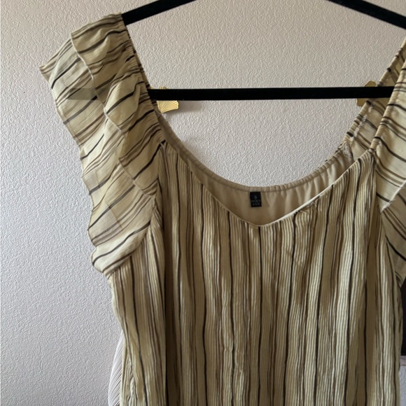 𐙚 Dainty Top - Picture 3 of 8